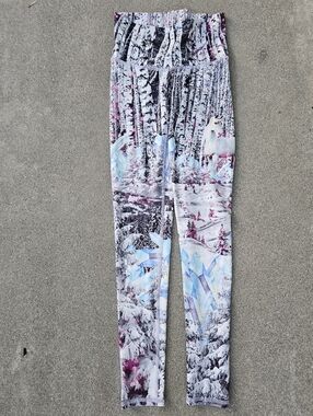 NWOT NIYAMA SOL WINTER FOREST UNICORN FANTASY BAREFOOT SMALL  LEGGINGS